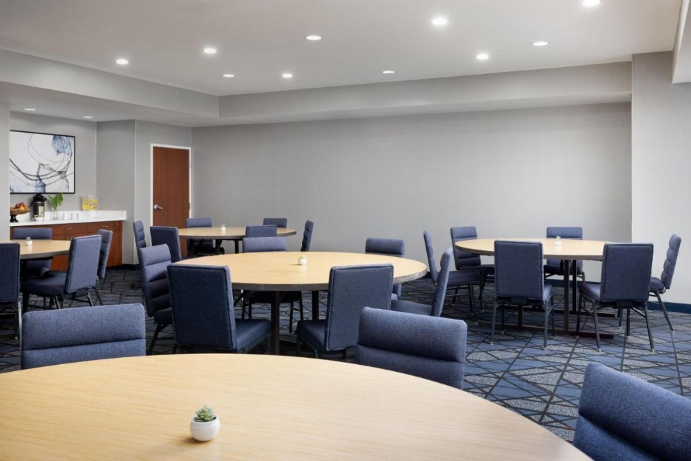 Courtyard By Marriott Las Vegas Stadium Area Image 22